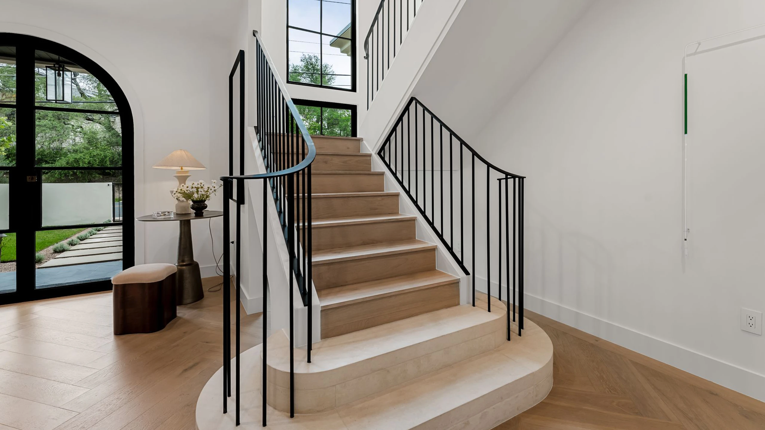 design build luxury homes Austin