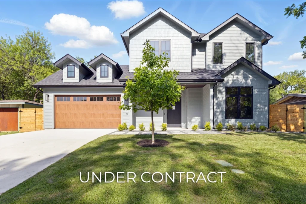 luxury home builders austin