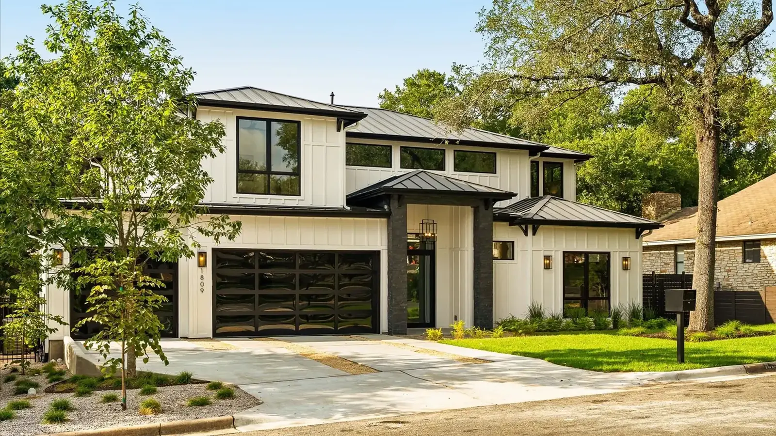 1809 Stoneridge - photo 1