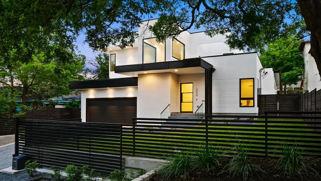 2009 Melridge — home built by Paradisa Homes in Austin TX