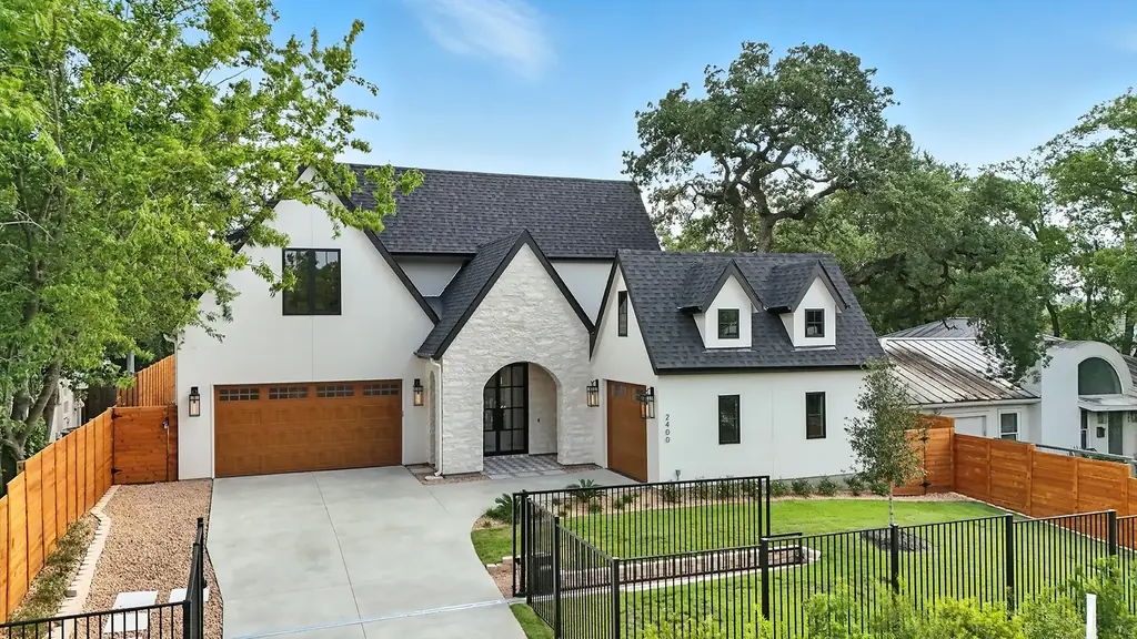 2400 Westover — home built by Paradisa Homes in Austin TX