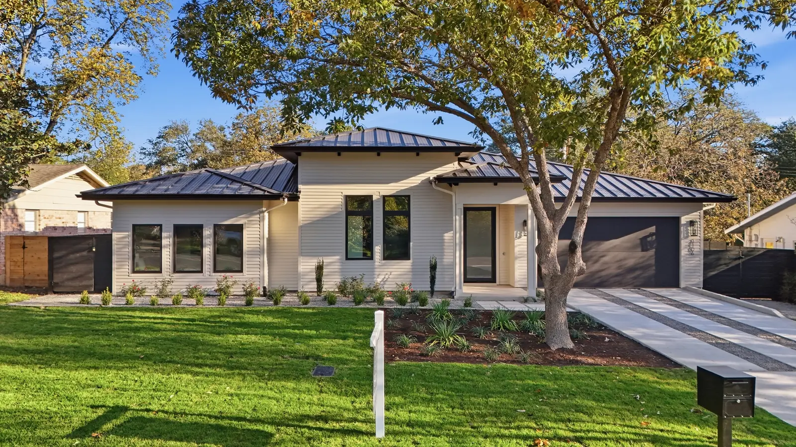 3106 Greenlawn - photo 1