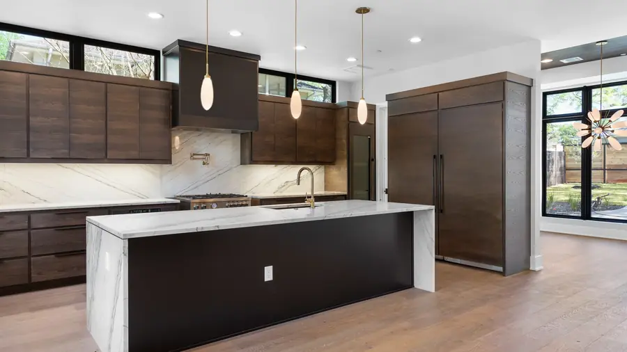 3317 Windsor - photo 5