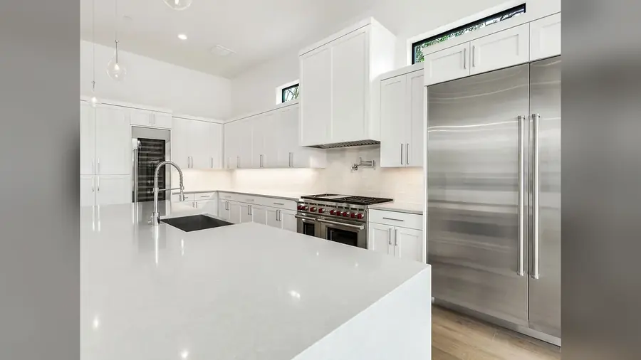 4903 Fairview - photo 5