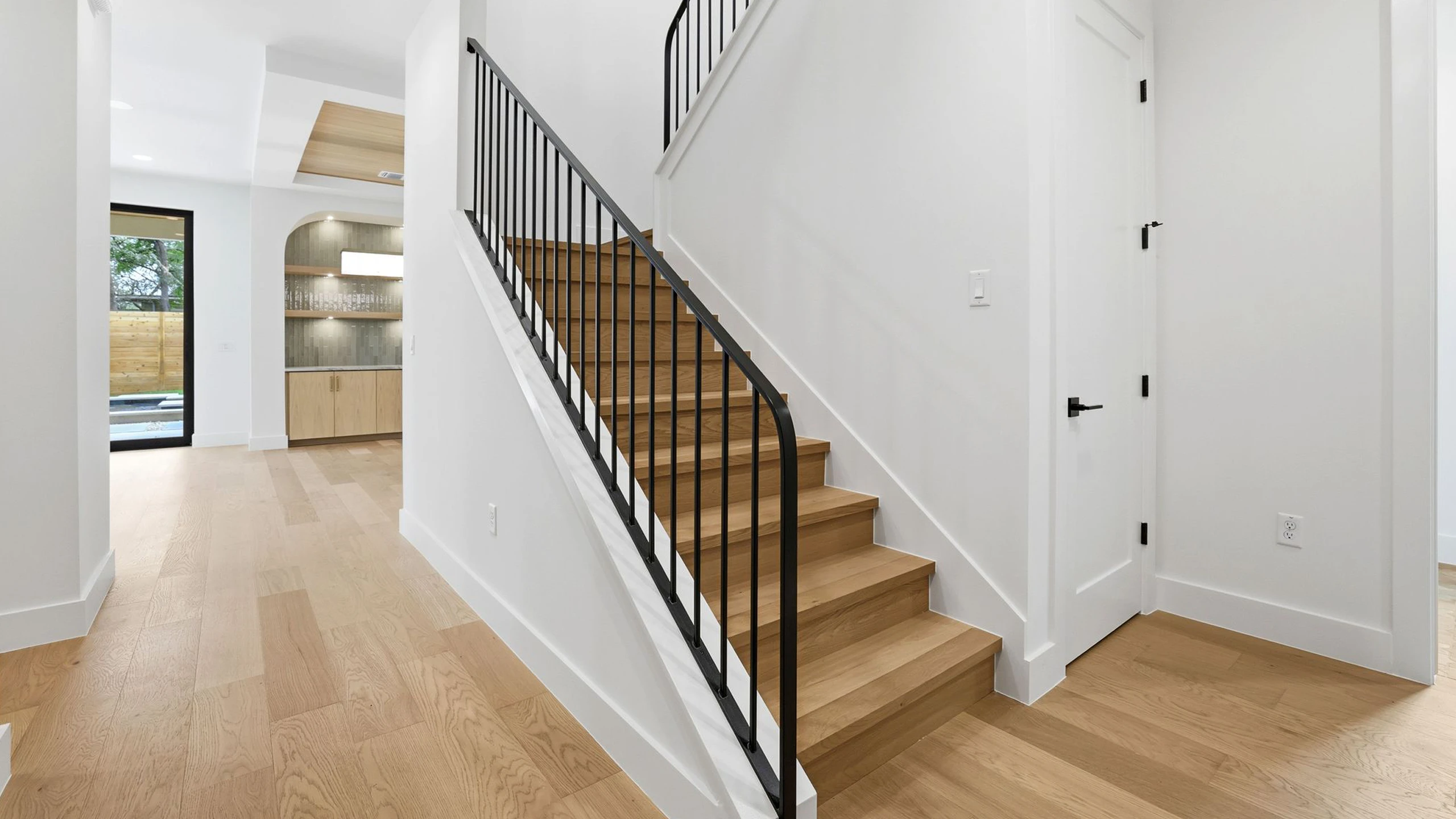 modern custom home builder Austin