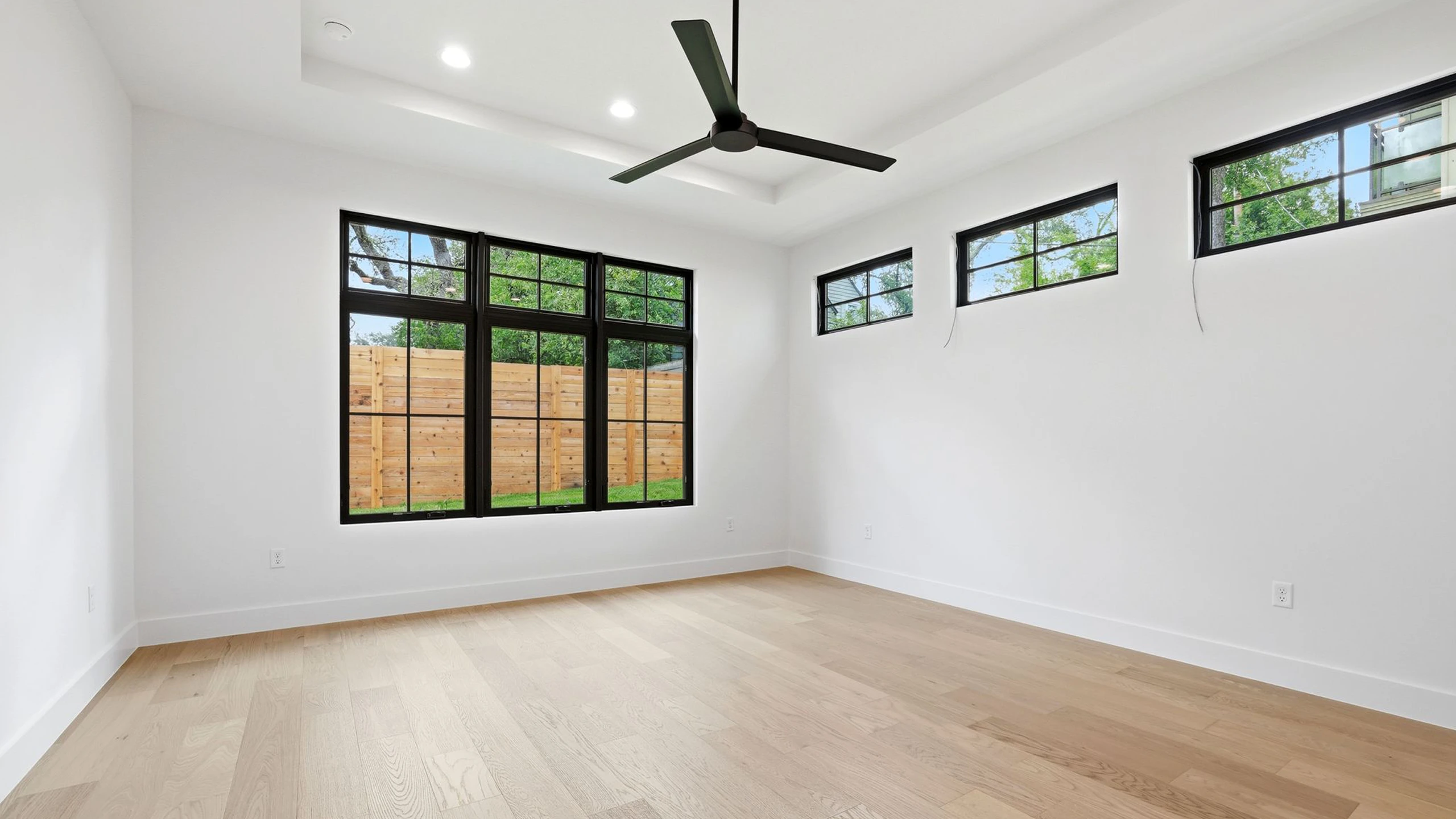 modern custom home builder Austin
