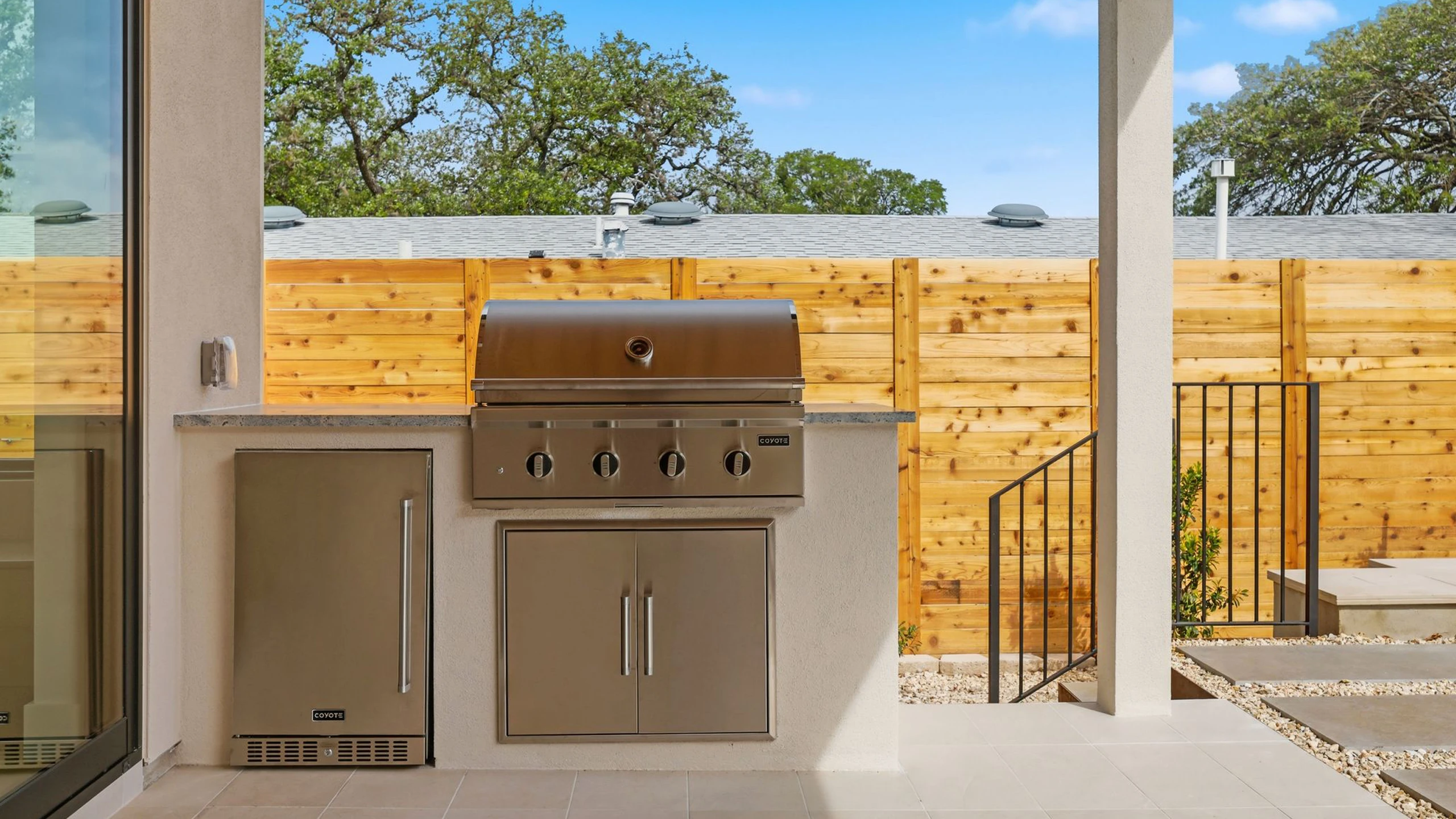 modern custom home builder Austin