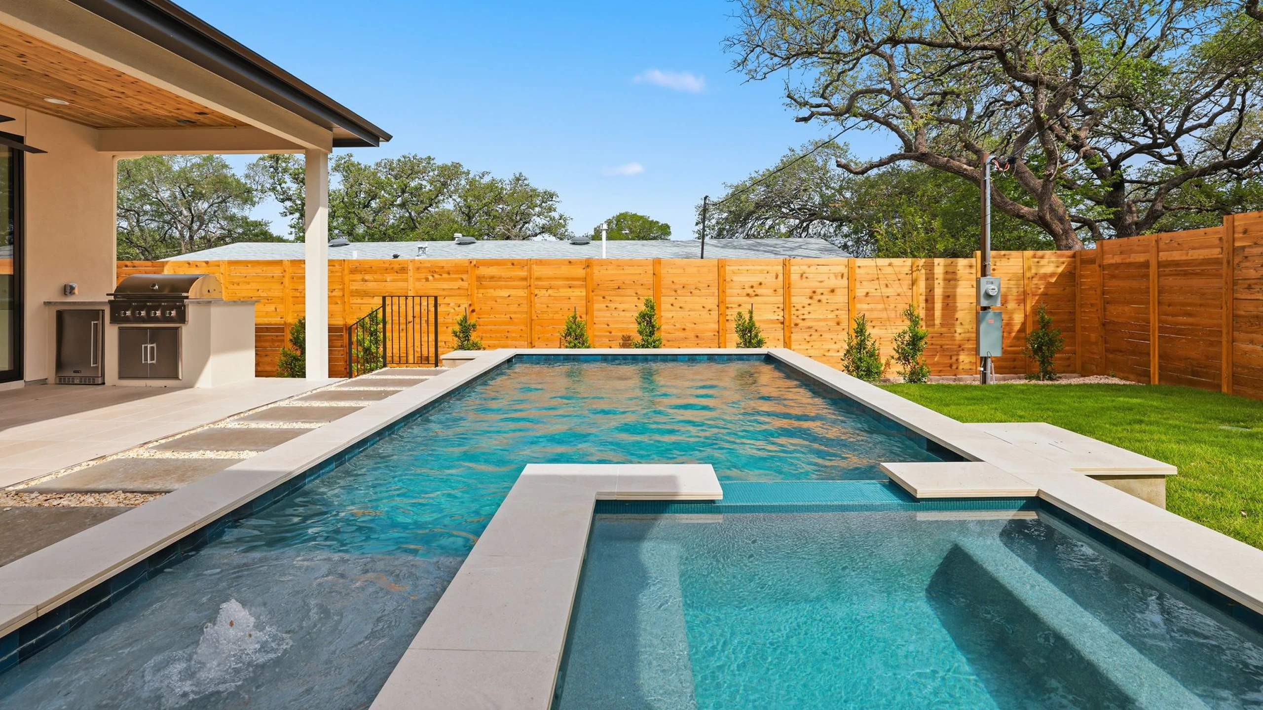 modern custom home builder Austin