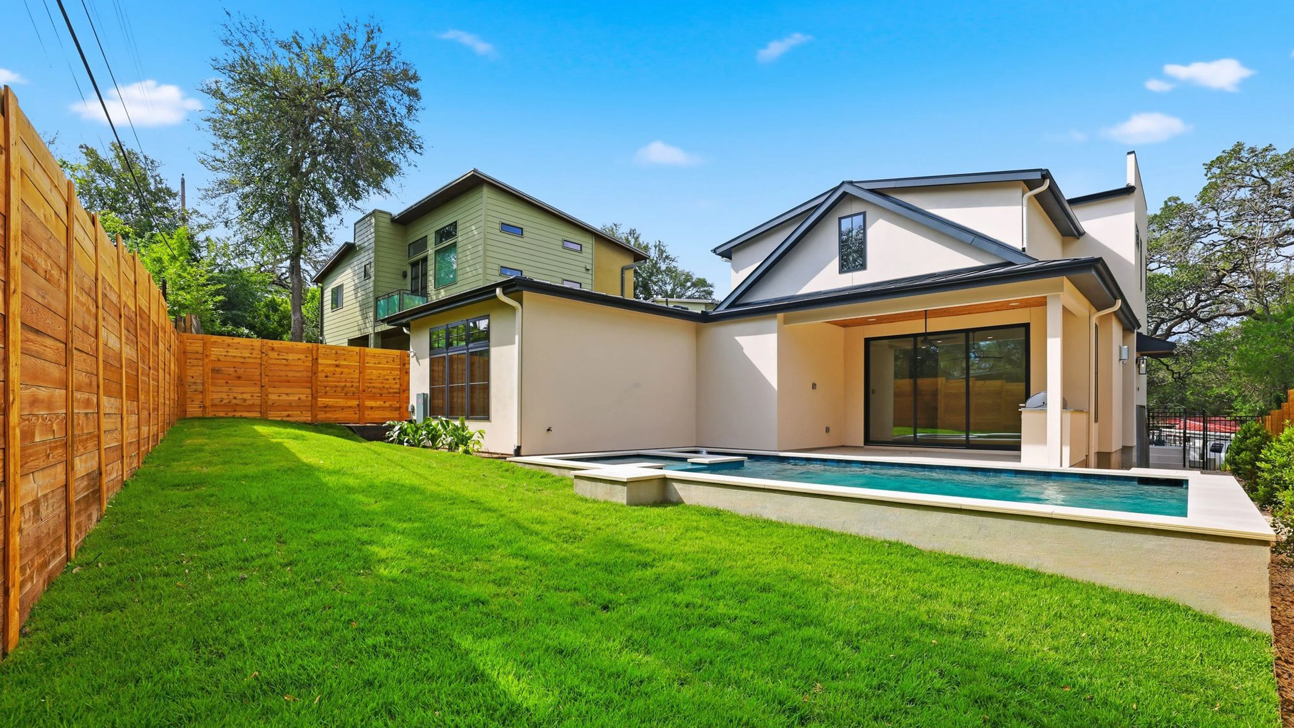 modern custom home builder Austin