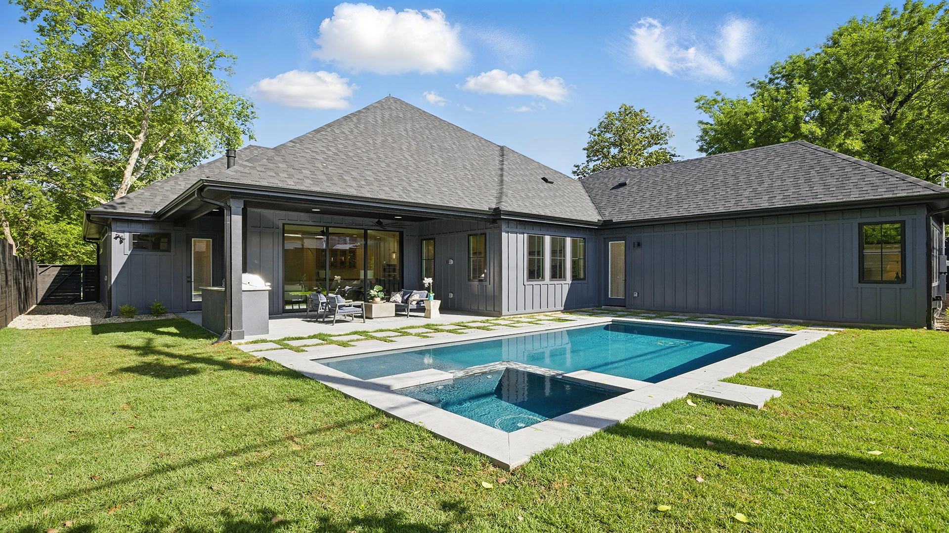 7009 Daugherty 01